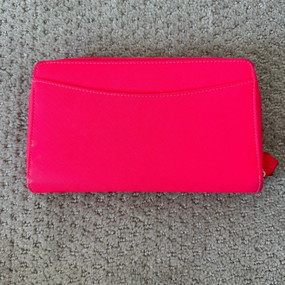 Filofax Saffiano Hot Pink Compact Personal Organizer Planner Money Zip Wallet - Picture 4 of 8